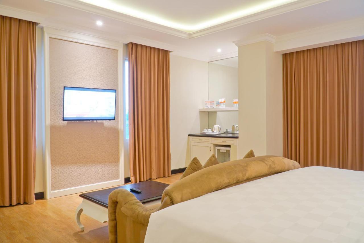 Swiss-Belhotel Lampung Bandar Lampung Exterior foto