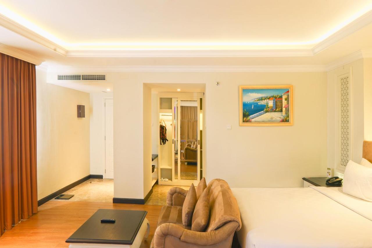 Swiss-Belhotel Lampung Bandar Lampung Exterior foto